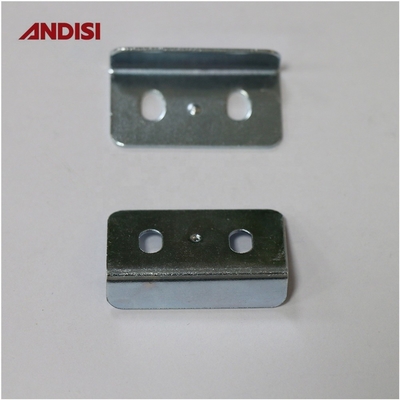 L Möbelstahl Flachwinkelhalterverbindung mit 0,8 mm Dicke und 32x17x8,23 mm Größe