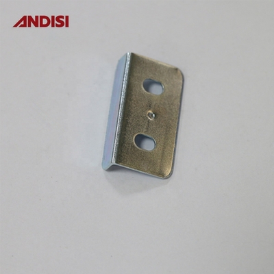 L Möbelstahl Flachwinkelhalterverbindung mit 0,8 mm Dicke und 32x17x8,23 mm Größe